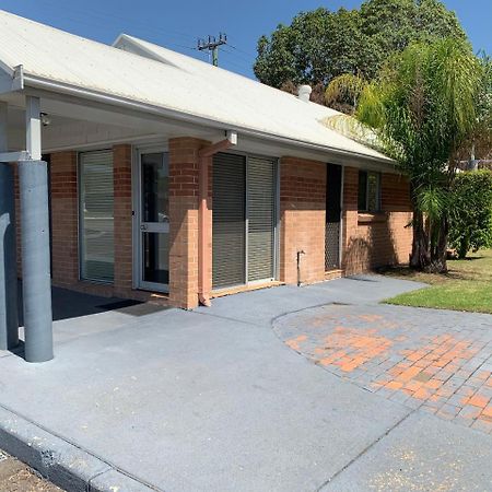 The Oaks Hotel Motel Albion Park ภายนอก รูปภาพ